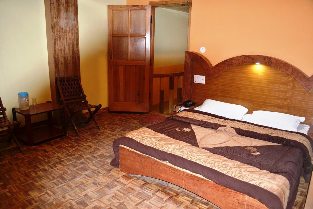 Kunal Hotel & Cottages Manali  Exterior photo